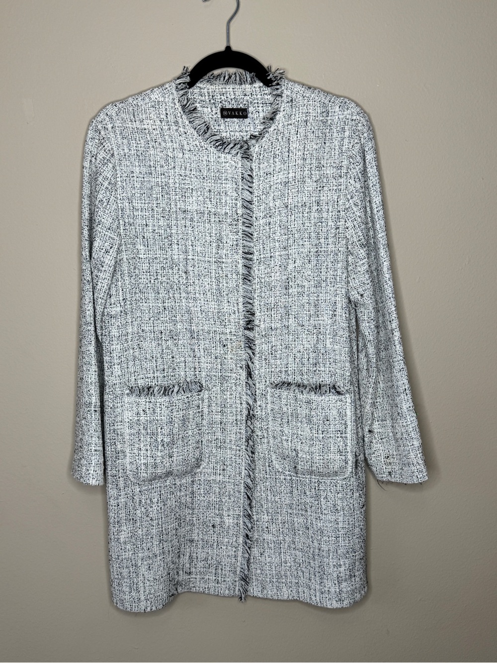 VakkoWomen's Cream Tweed Long Coat with Fringe Trim